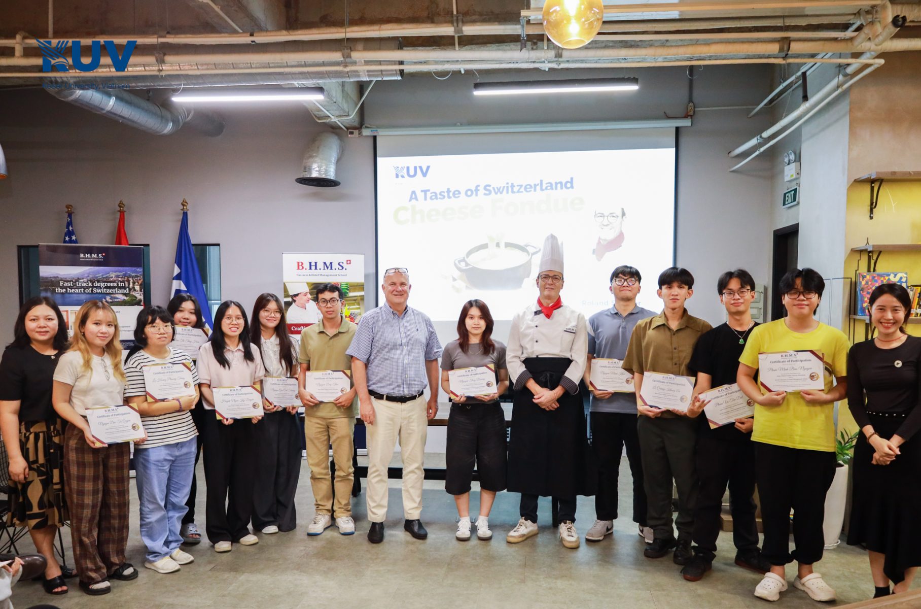 Cheese Fondue - Workshop ẩm thực Thụy Sĩ dành cho Seahawks
